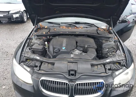 2011 BMW 335I xDrive z USA, uszkodzony, nr VIN WBAKF9C5XBE620537